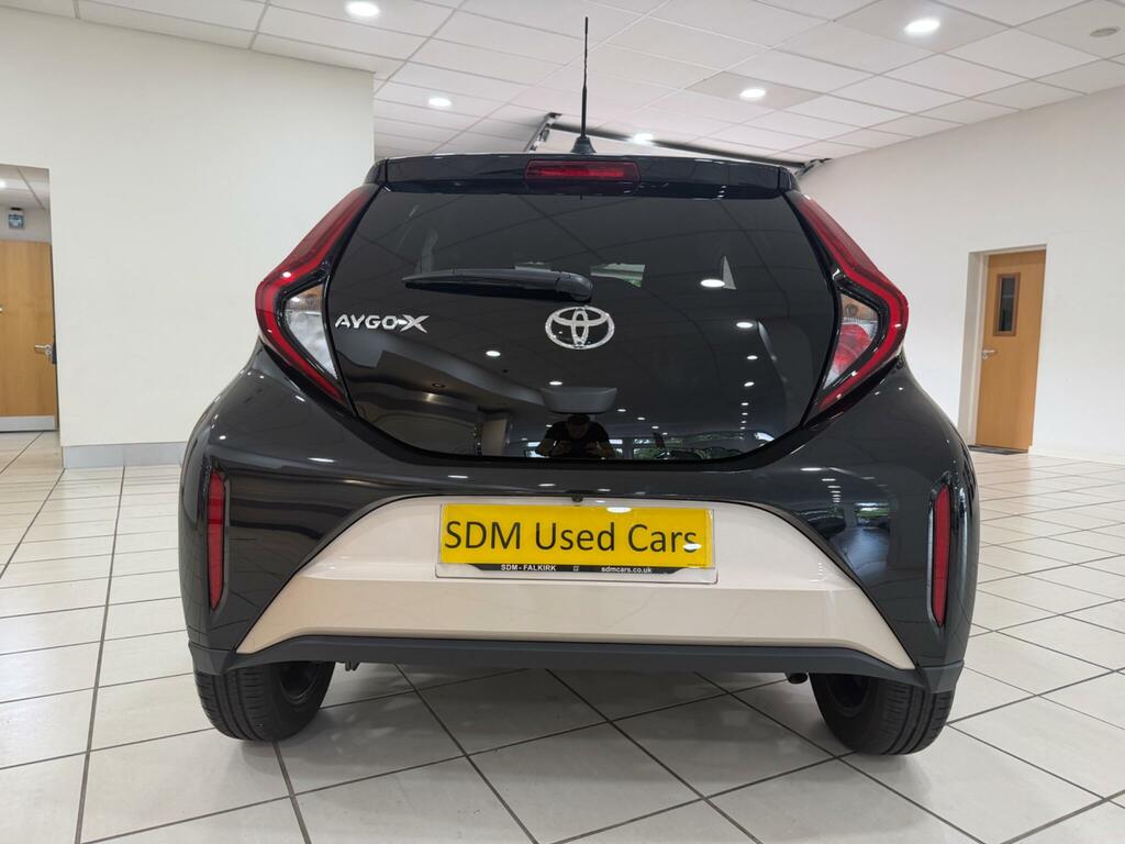 Toyota Aygo X 1.0 Vvt-i Edge Hatchback Euro 6 Beige #6