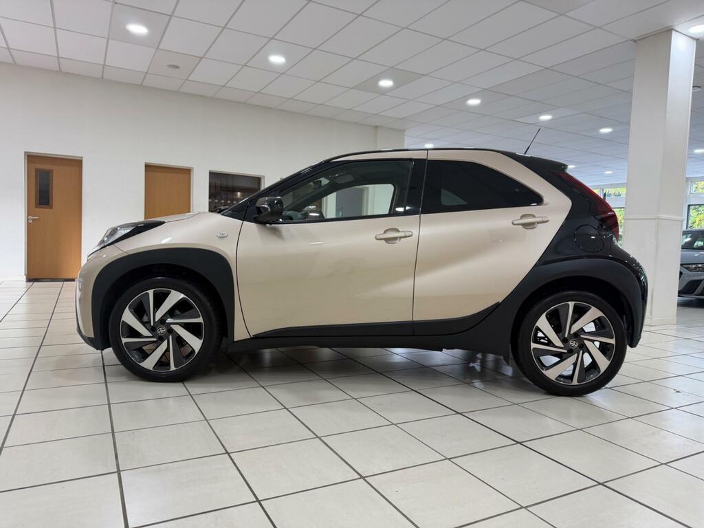 Toyota Aygo X 1.0 Vvt-i Edge Hatchback Euro 6 Beige #5