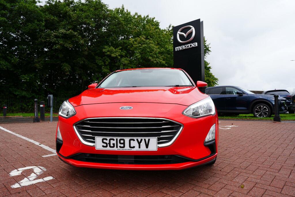 Ford Focus 2.0 Ecoblue Titanium Hatchback E Red