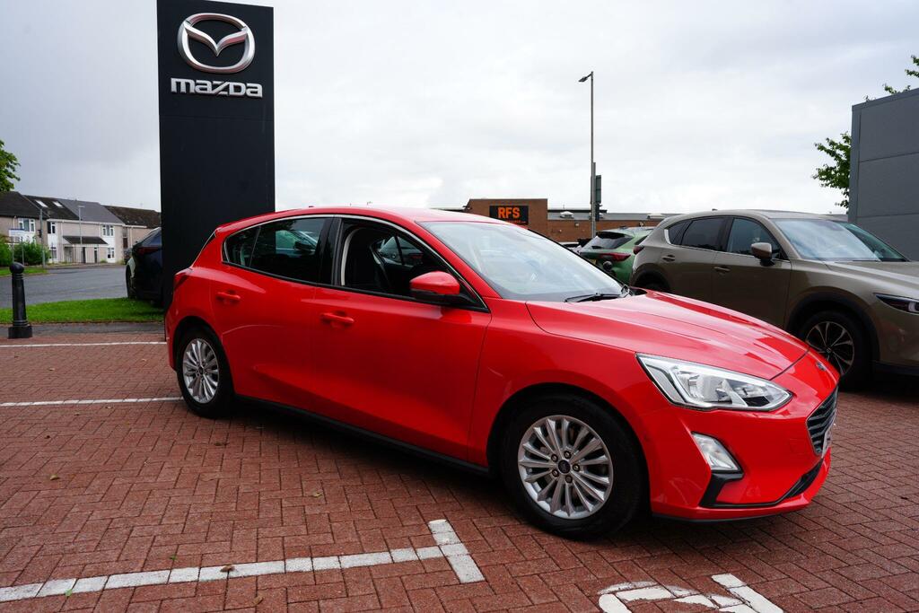 Ford Focus 2.0 Ecoblue Titanium Hatchback E Red #3