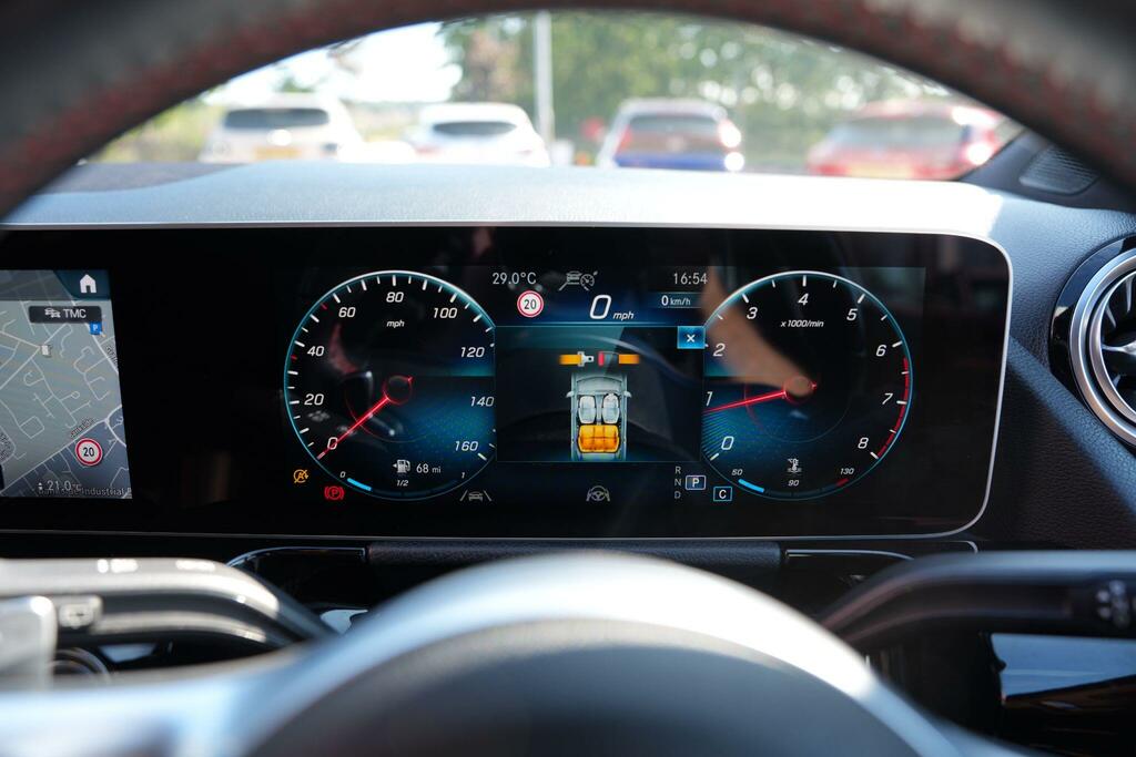 Mercedes-Benz B Class 1.3 B180 Sport 7G-dct Euro 6 Ss Blue #58