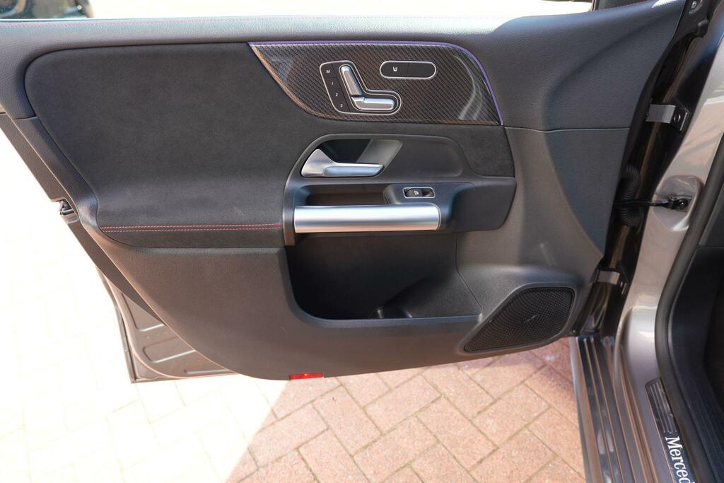 Mercedes-Benz B Class 1.3 B180 Sport 7G-dct Euro 6 Ss Blue #45