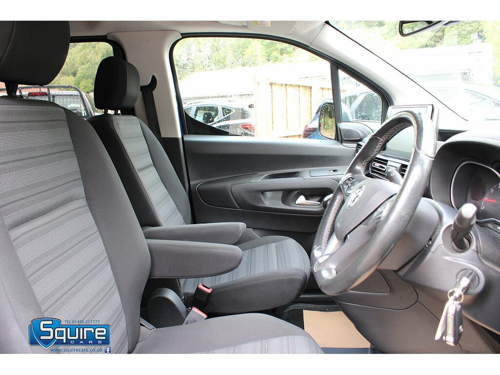 Vauxhall Combo Life Mpv 1.5 Turbo D Se Euro 6 Ss 7 Seat 2021 White #18