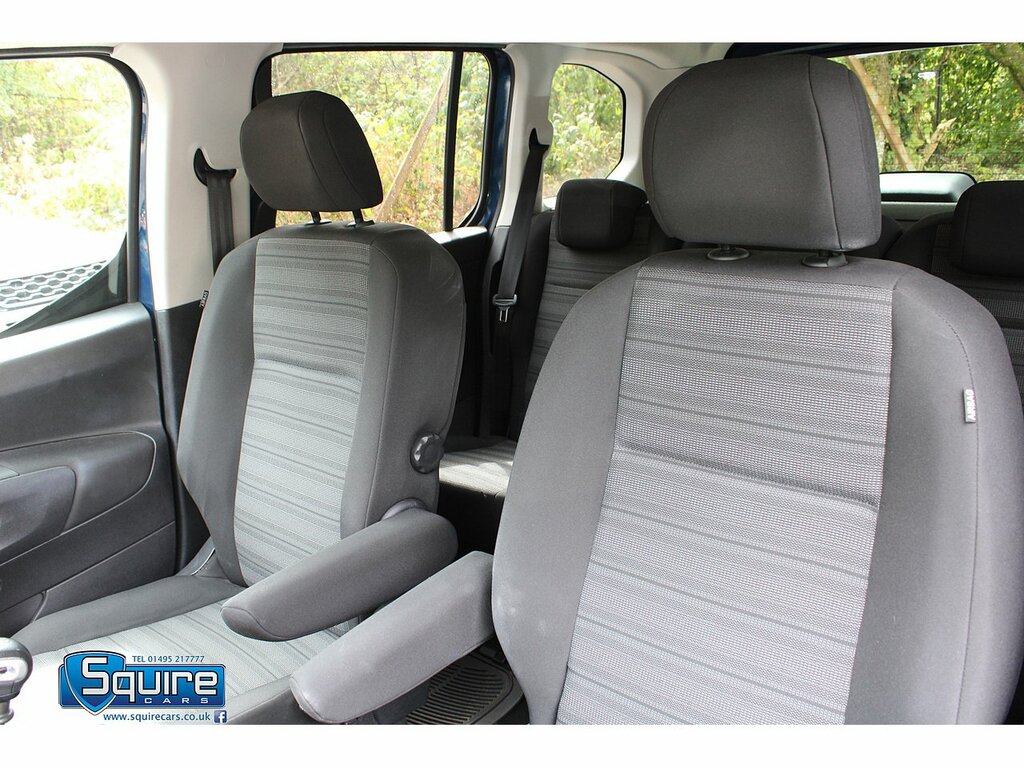 Vauxhall Combo Life Mpv 1.5 Turbo D Se Euro 6 Ss 7 Seat 2021 White #33