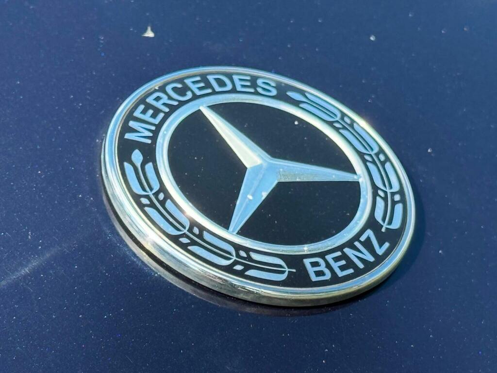 Mercedes-Benz C Class Saloon 2.0 C200 Amg Line Euro 6 Ss 201767 FX67LJJ Blue #6