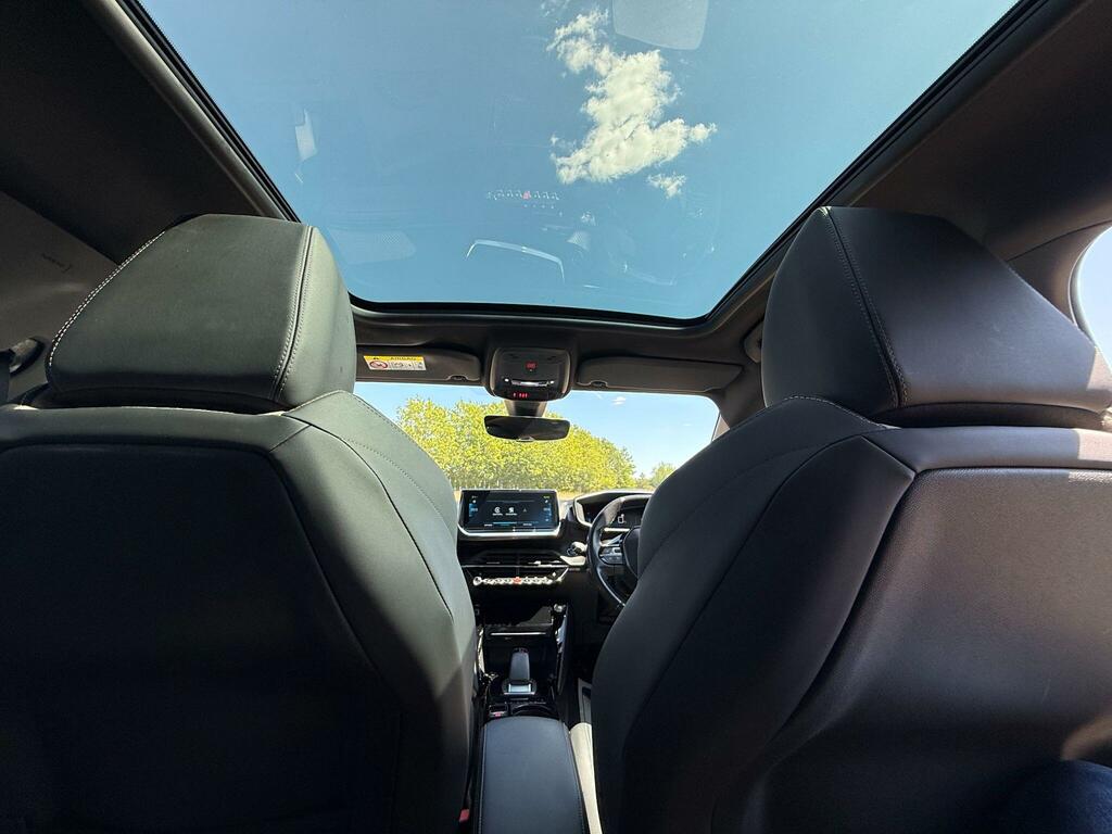 Peugeot e-208 50Kwh Gt Blue #12