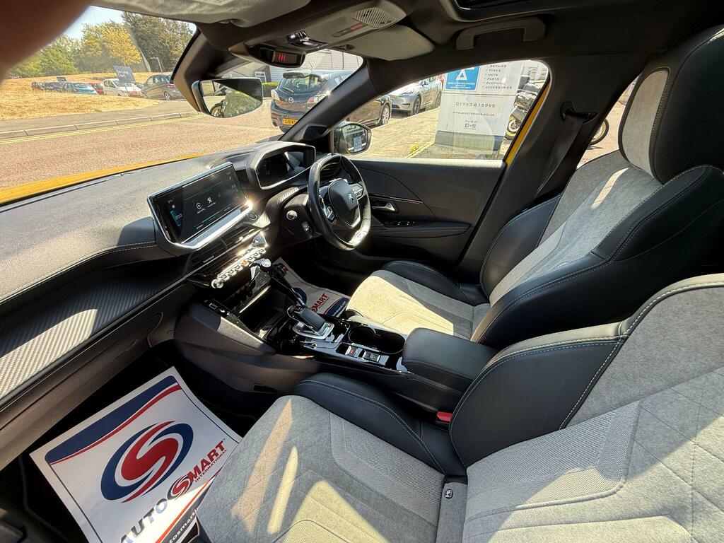 Peugeot e-208 50Kwh Gt Blue #11