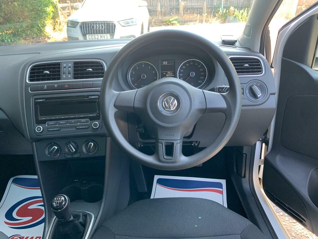 Volkswagen Polo 1.0 Se White #9