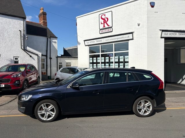 Volvo V60 D5 Twin Engine Se Blue #4