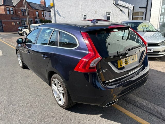Volvo V60 D5 Twin Engine Se Blue #5