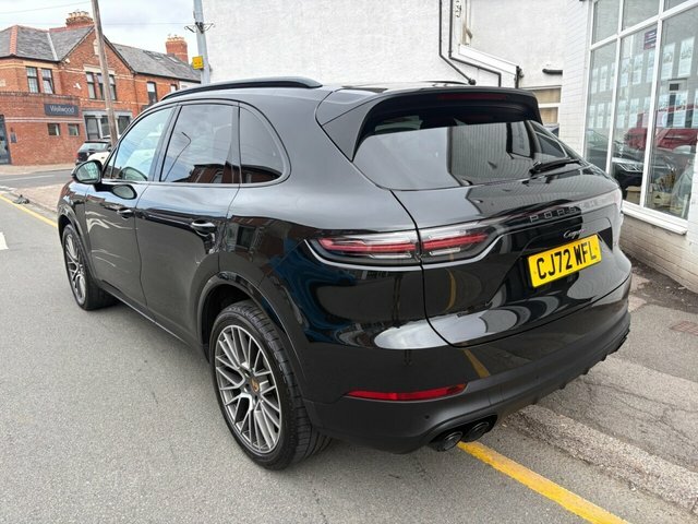 Porsche Cayenne V6 Platinum Edition Suv CJ72WFL Black #6
