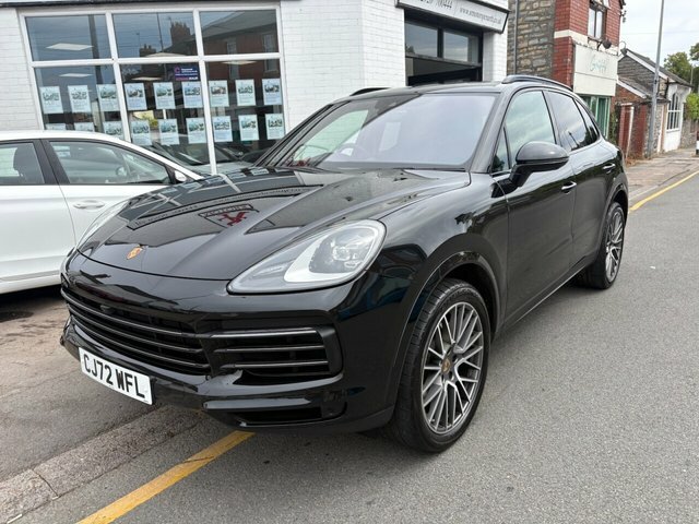 Porsche Cayenne V6 Platinum Edition Suv CJ72WFL Black #4