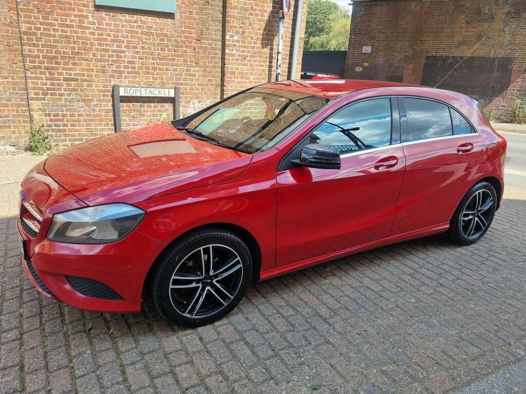 Mercedes-Benz A Class Hatchback 1.5 A180 Cdi Se 2014 NL64WJF Red #3