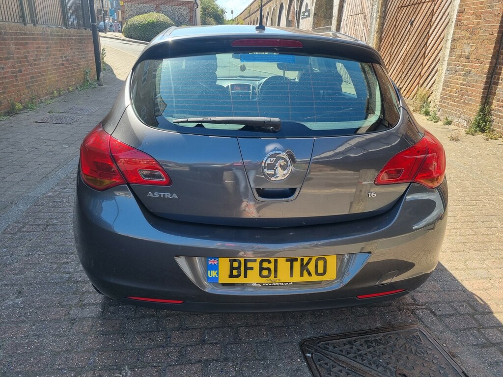 Vauxhall Astra 1.6 16V Exclusiv Grey #3