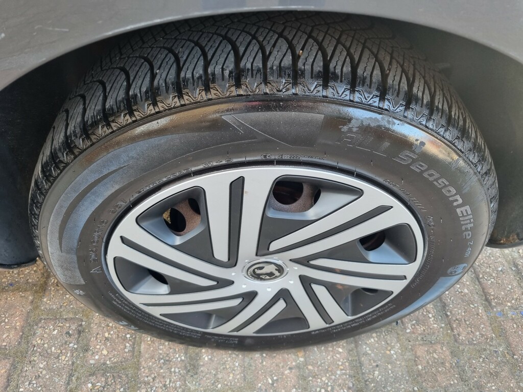 Vauxhall Astra Hatchback 1.6 16V Excite Euro 5 201161 Grey #14