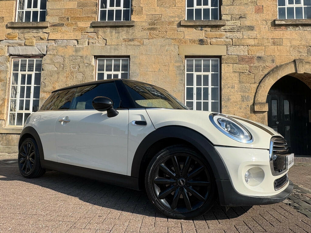 Mini Hatch 1.5 Cooper D Euro 6 Ss YL14OJD White #3