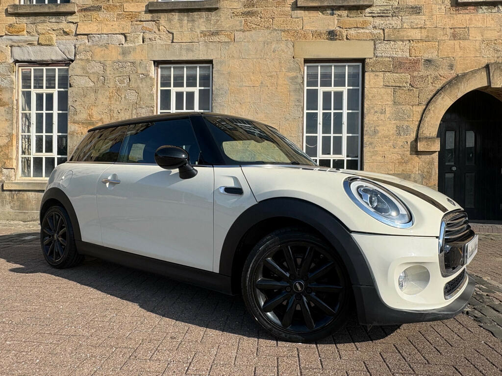 Mini Hatch 1.5 Cooper D Euro 6 Ss White