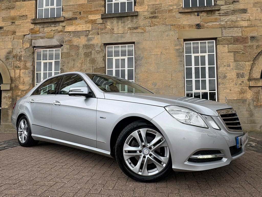 Mercedes-Benz E Class 2.1 E220 Cdi Blueefficiency Executive Se G-tronic LS12RZZ Silver #2