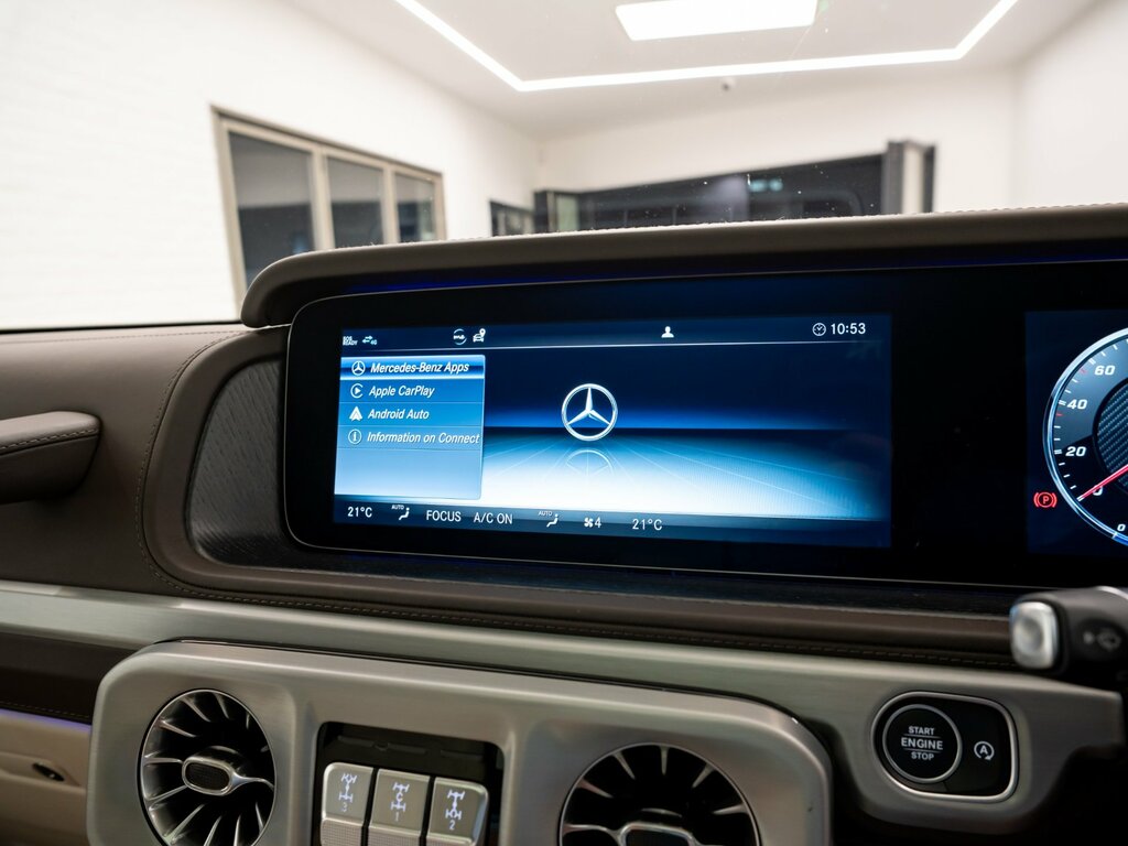 Mercedes-Benz G Class Amg G 63 4Matic Green #45