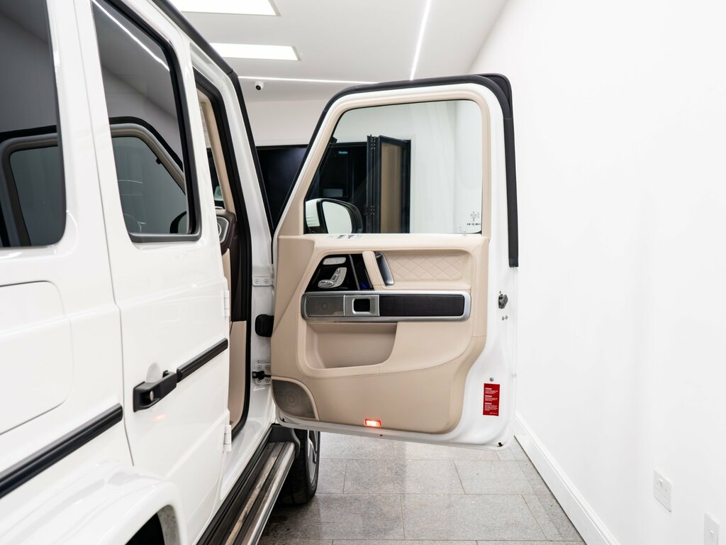 Mercedes-Benz G Class Amg G 63 4Matic Green #27