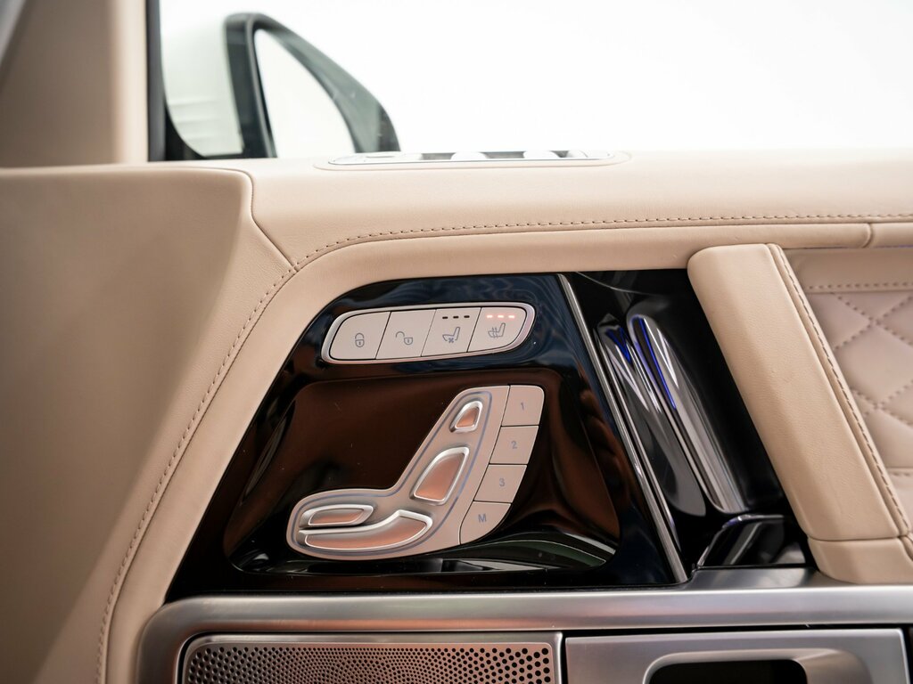 Mercedes-Benz G Class Amg G 63 4Matic Green #30