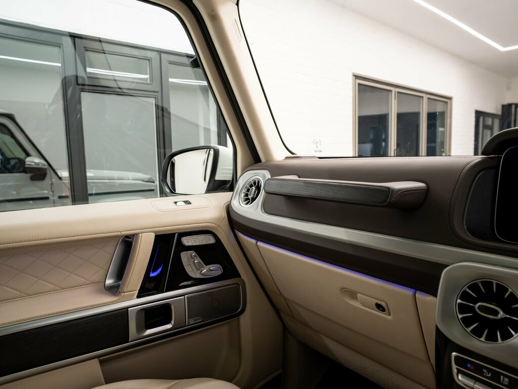 Mercedes-Benz G Class Amg G 63 4Matic Green #36