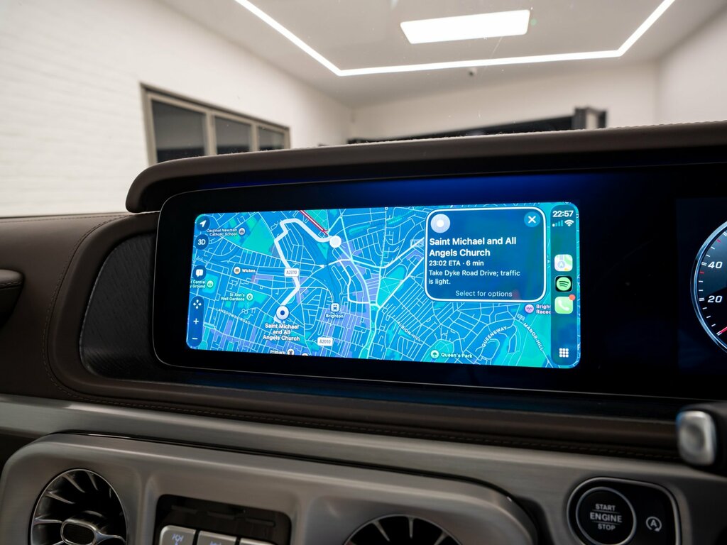 Mercedes-Benz G Class Amg G 63 4Matic Green #59