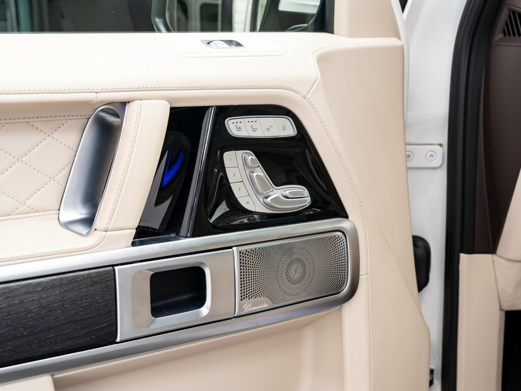 Mercedes-Benz G Class Amg G 63 4Matic Green #26