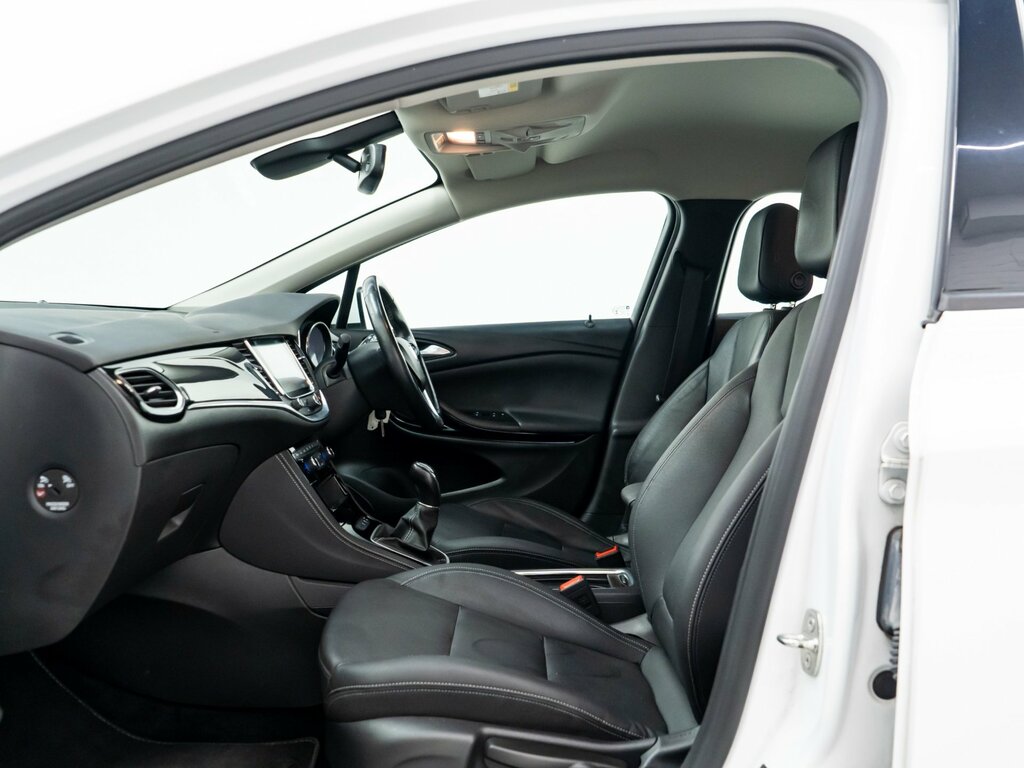 Vauxhall Astra 1.6I Turbo Gpf Elite Nav Hatchback Manu White #6