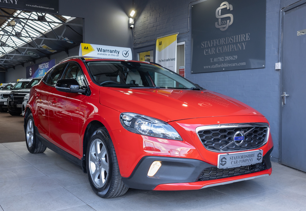 Volvo V40 Cross Country 2.0Td D3 150Bhp Cross Black #16