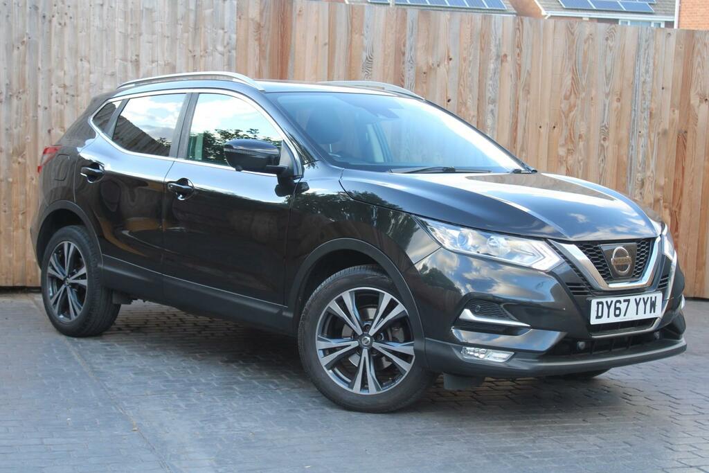 Nissan Qashqai 1.2 Dig-t N-connecta Black #2