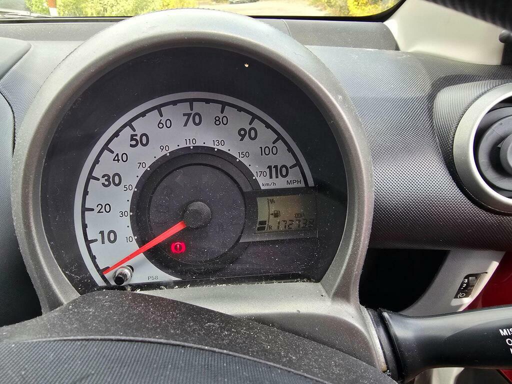 Peugeot 107 Automatic Urban Silver #17
