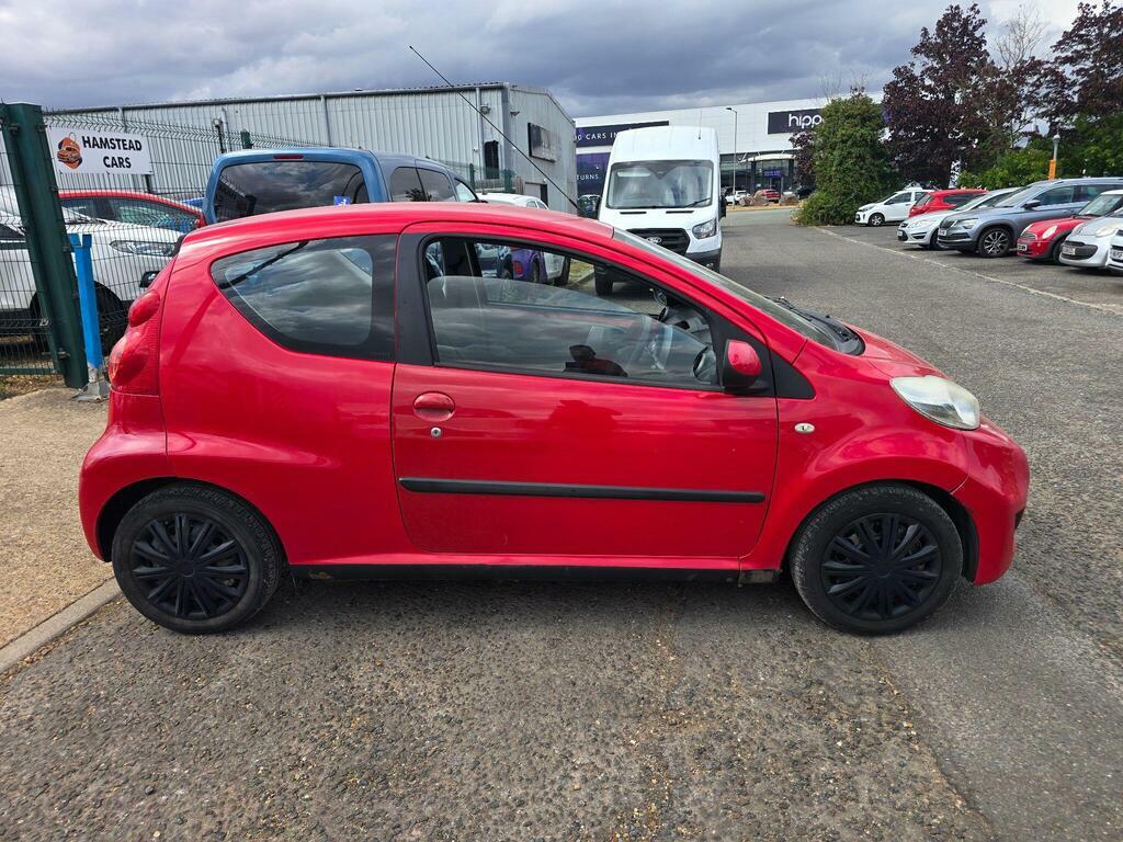 Peugeot 107 1.0 12V Urban Euro 5 Red #2