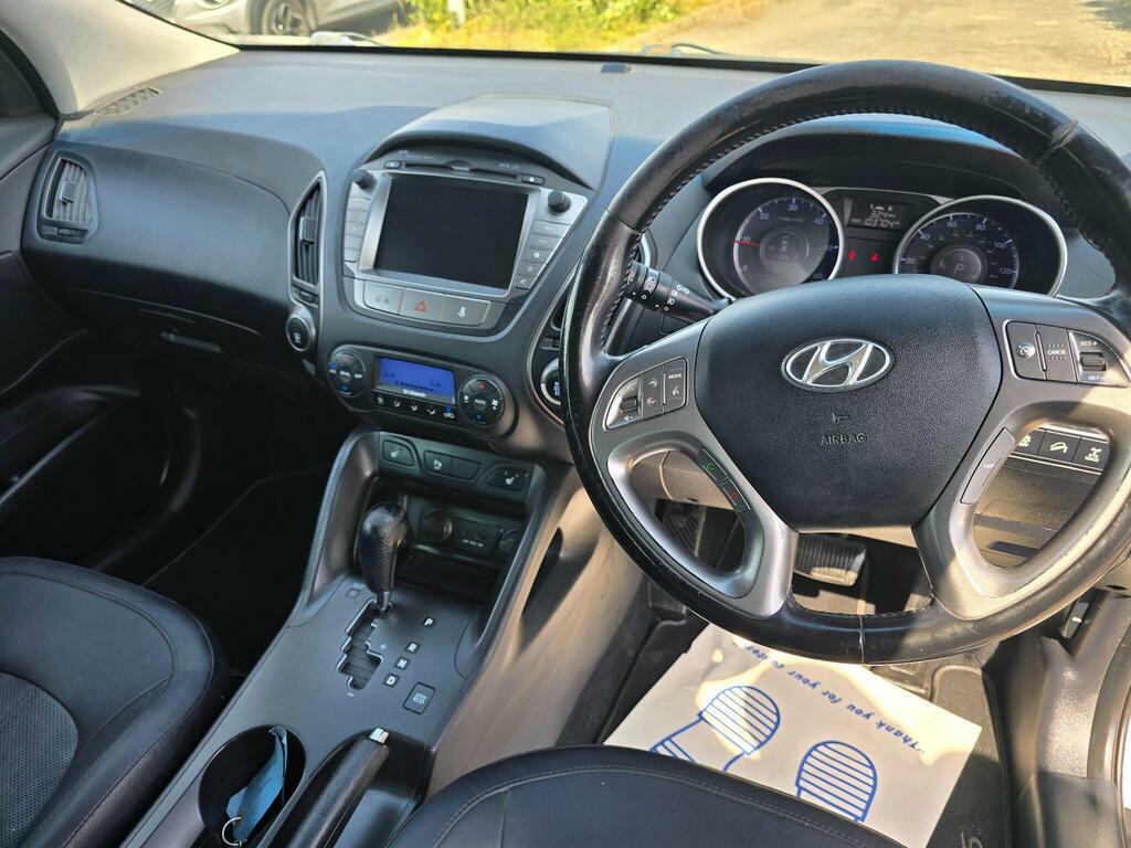 Hyundai Ix35 2.0 Crdi Premium 4Wd Euro 5 White #11