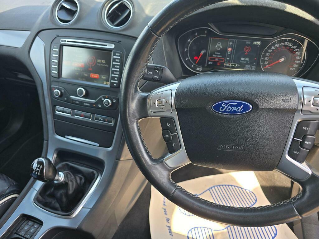 Ford Mondeo Hatchback 1.6T Ecoboost Titanium X Business Editio Red #11