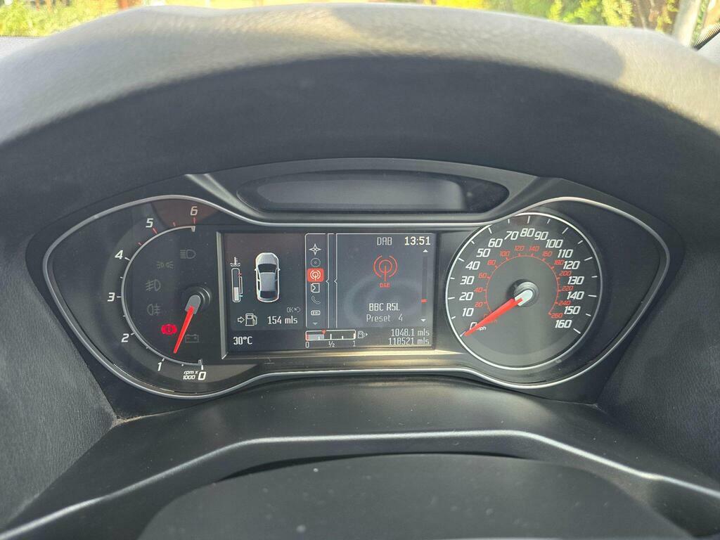 Ford Mondeo Hatchback 1.6T Ecoboost Titanium X Business Editio Red #22