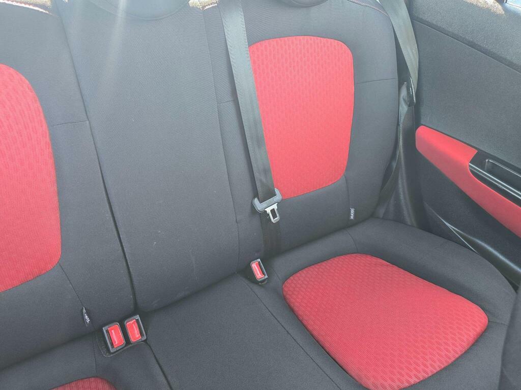 Hyundai I20 1.4 Comfort Euro 4 Silver #14