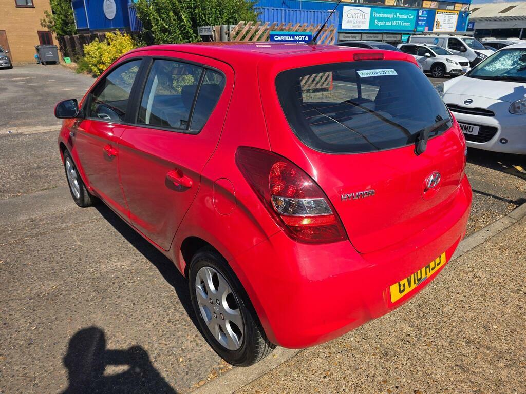 Hyundai I20 1.4 Comfort Euro 4 Red #6