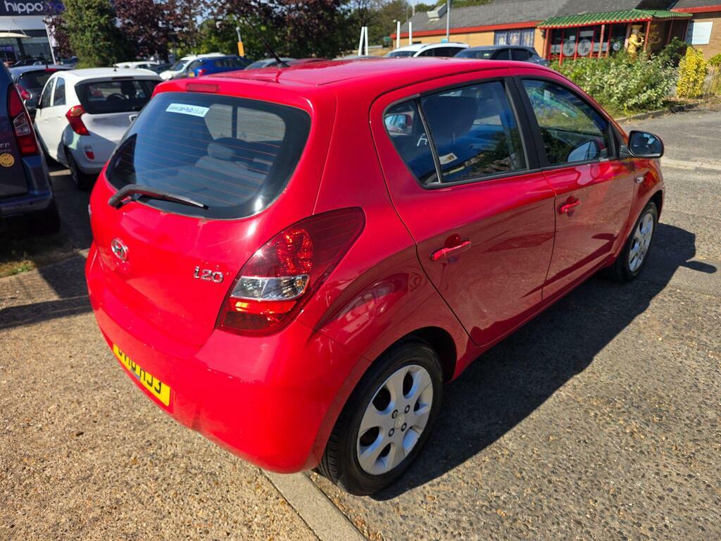 Hyundai I20 1.4 Comfort Euro 4 Red #4