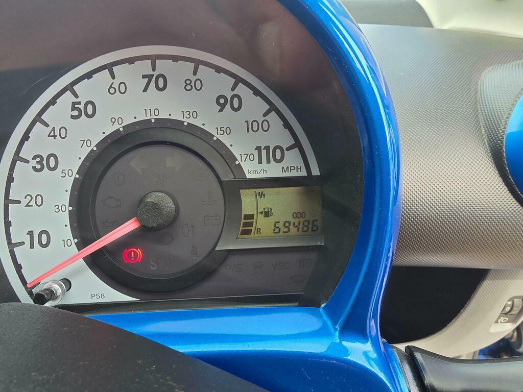 Toyota Aygo Aygo Blue Vvt-i Blue #16