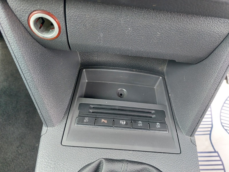 Volkswagen Touran Mpv Red #23