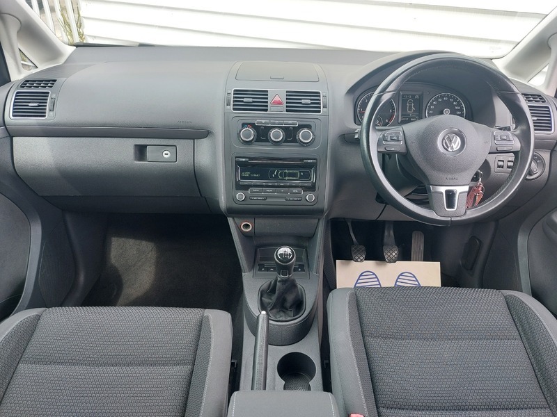Volkswagen Touran Mpv Red #9