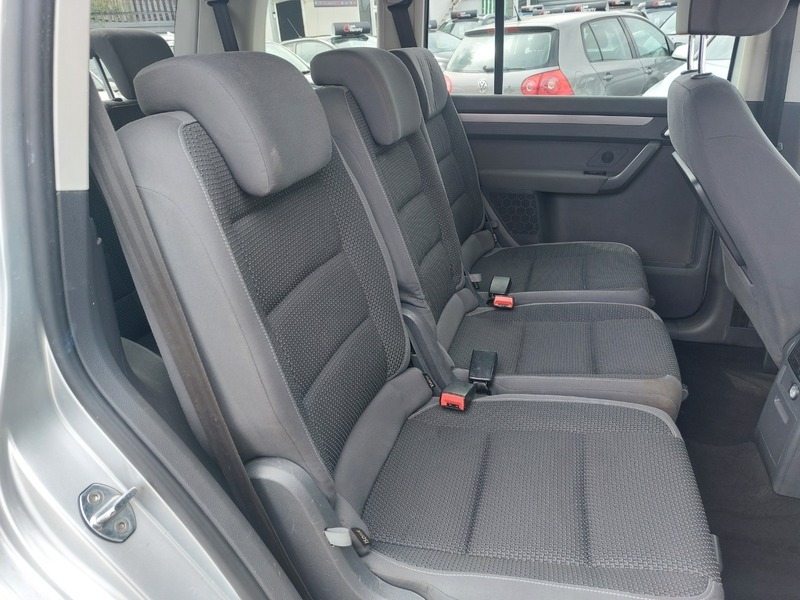 Volkswagen Touran Mpv Red #12