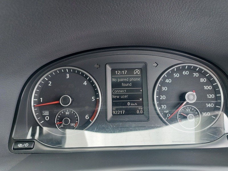 Volkswagen Touran Mpv Red #16