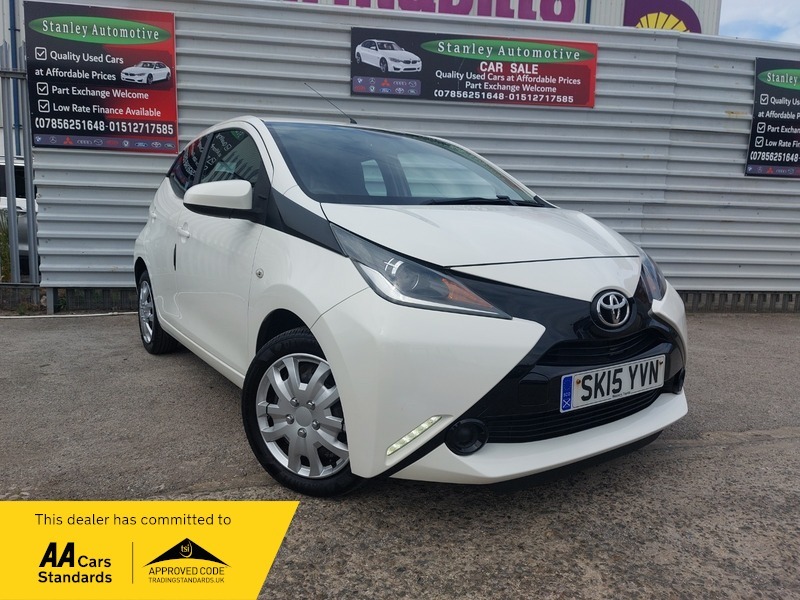 Toyota Aygo Vvt-i X-play White