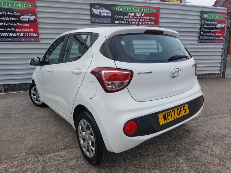 Hyundai I10 Se White #6