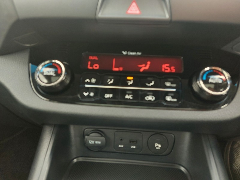 Kia Sportage 1.7 Crdi Isg White #22