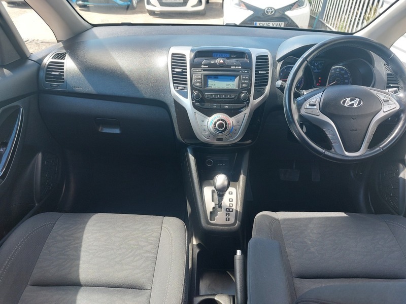 Hyundai Ix20 1.4 Style Hatchback Euro 5 90 B White #8
