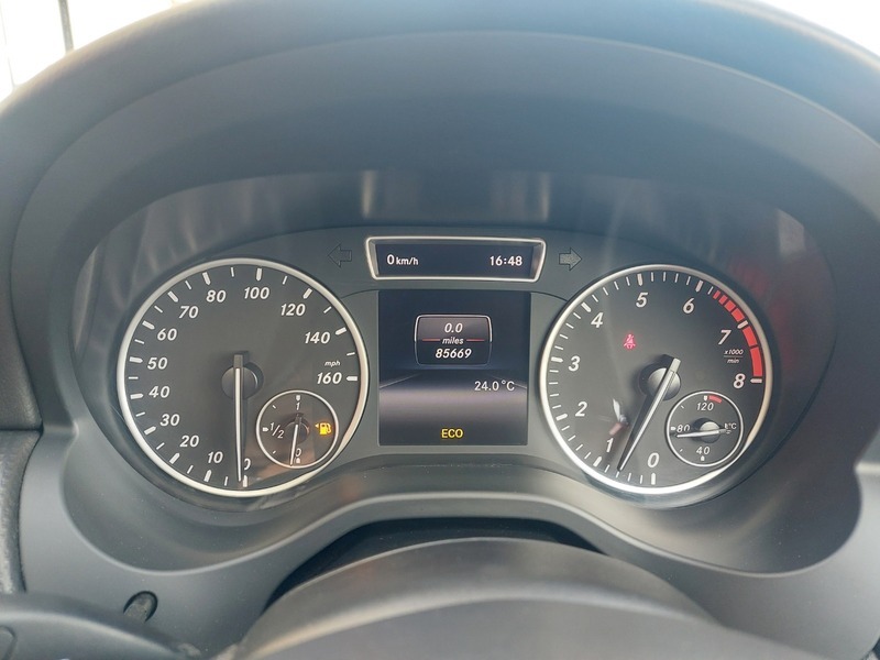 Mercedes-Benz A Class A180 Cdi Blueefficiency Amg Sport 5-Door Black #20
