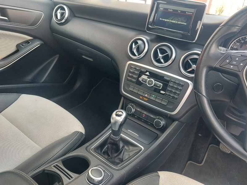 Mercedes-Benz A Class A180 Cdi Blueefficiency Amg Sport 5-Door Black #16